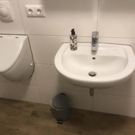 Immerzimmer Пойнг